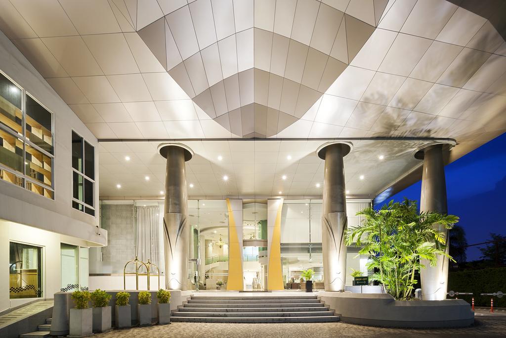 Viva Garden Serviced Residence Bangkok Exterior foto